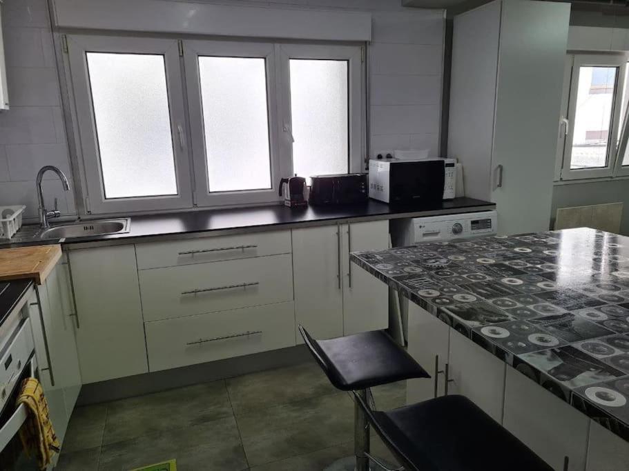 A Un Paso De La Playa, Amplio Apartamento Gijón Zewnętrze zdjęcie